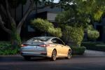 Lexus ES300h 2018 года (ZA)